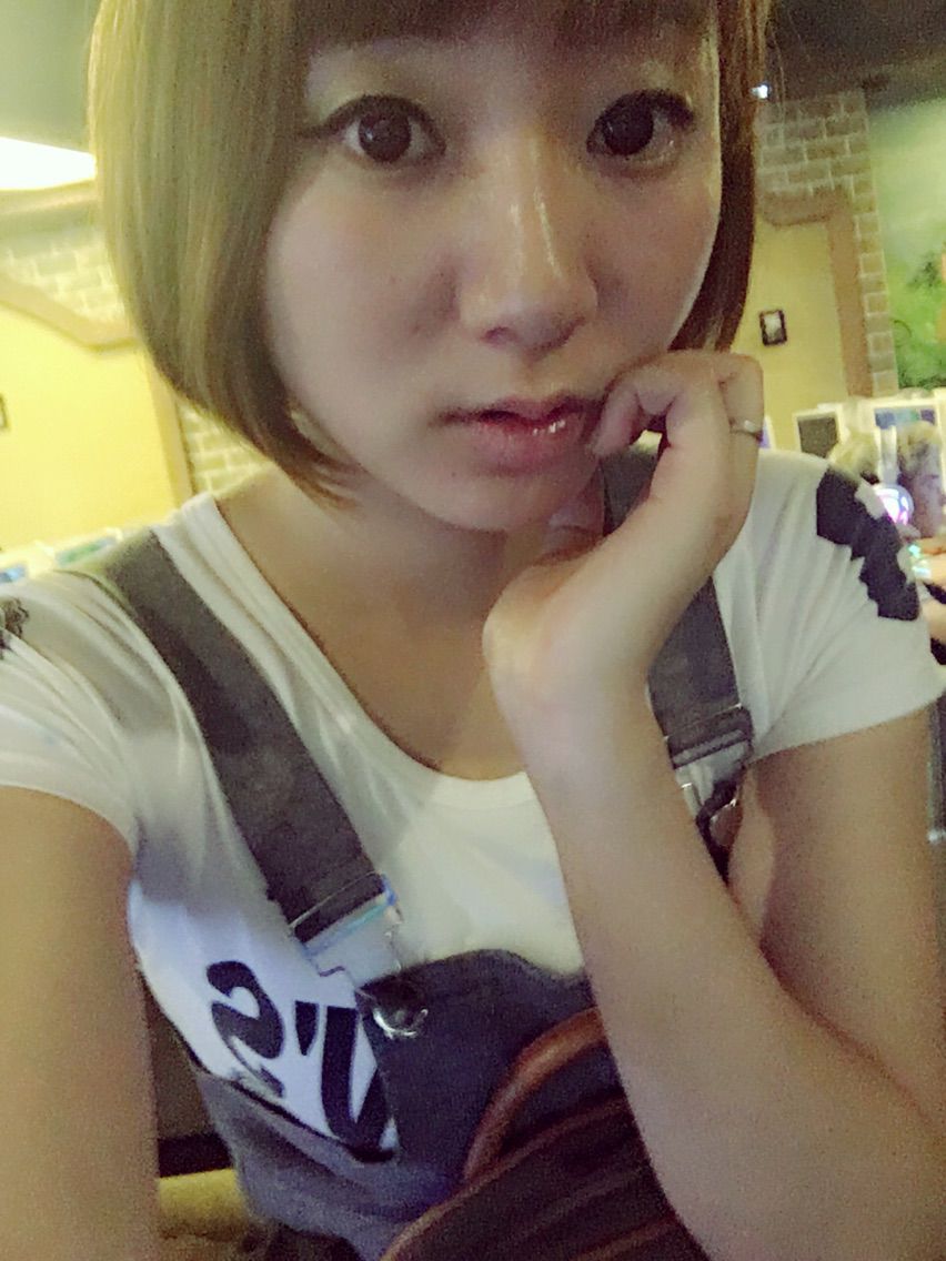 bra女神小琦段子手的主播照片