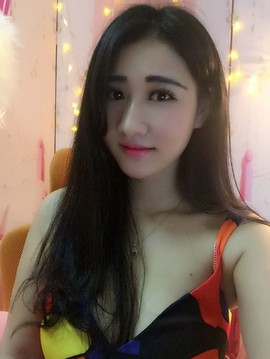 亲切家族主播照片