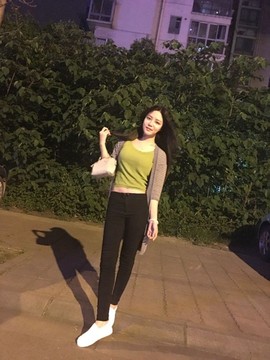 风中的风铃主播照片