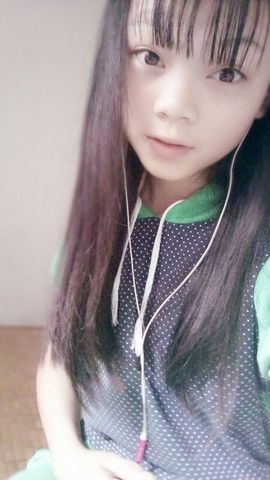 QZL菇凉主播照片