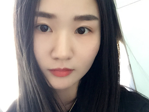 伊雪❤柒柒海报