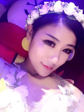 爱探险的dora主播照片