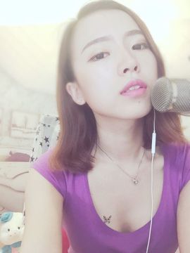 滢子唱歌给你听😘主播照片