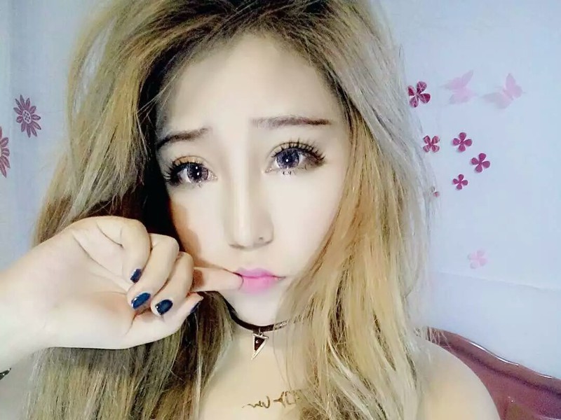 浪蹄琦宝宝😊的主播海报