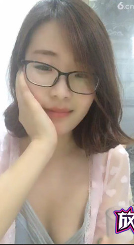 伊人不见主播照片