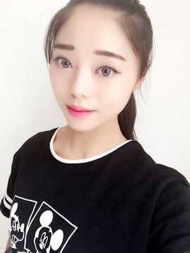 果果努力生冠主播照片