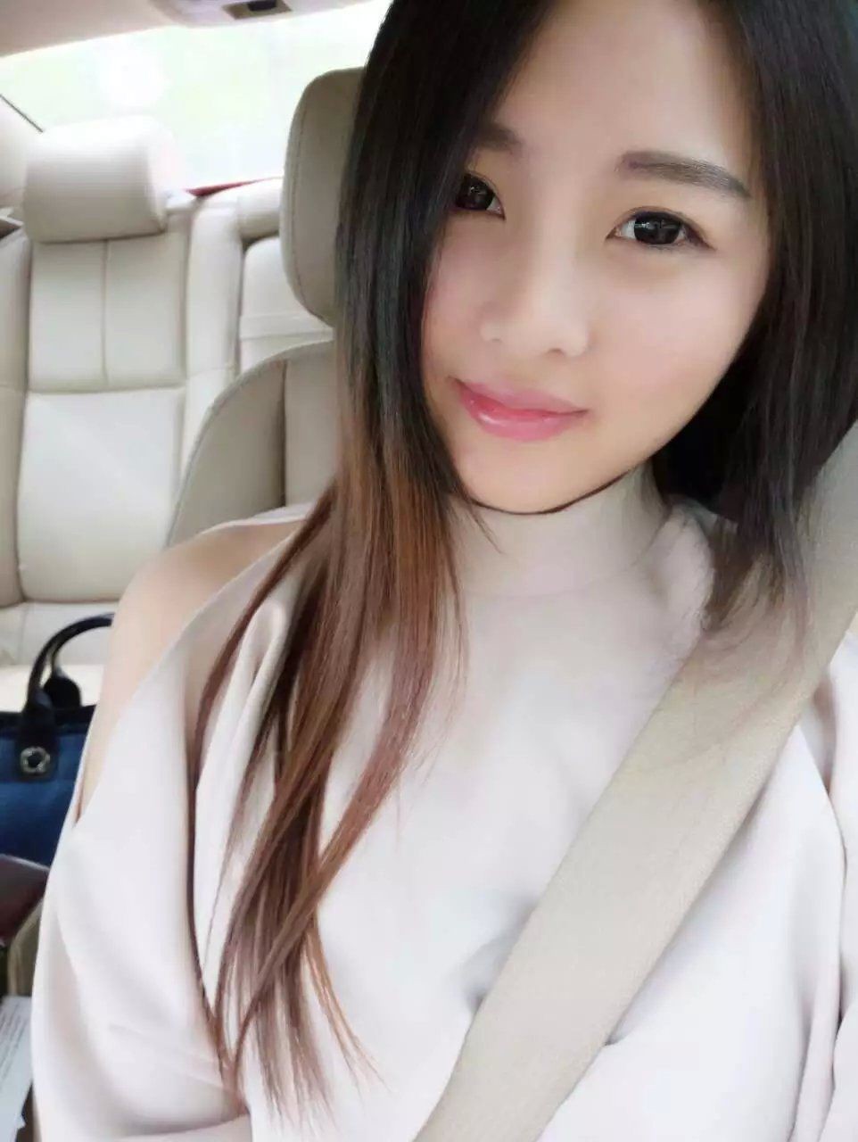 风中的风铃的图片