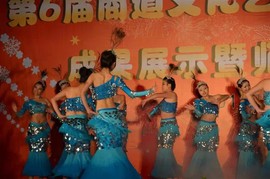 596068940主播照片