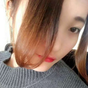 你只是她并不是她