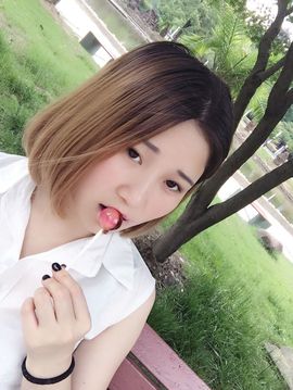 社会你1姐主播照片
