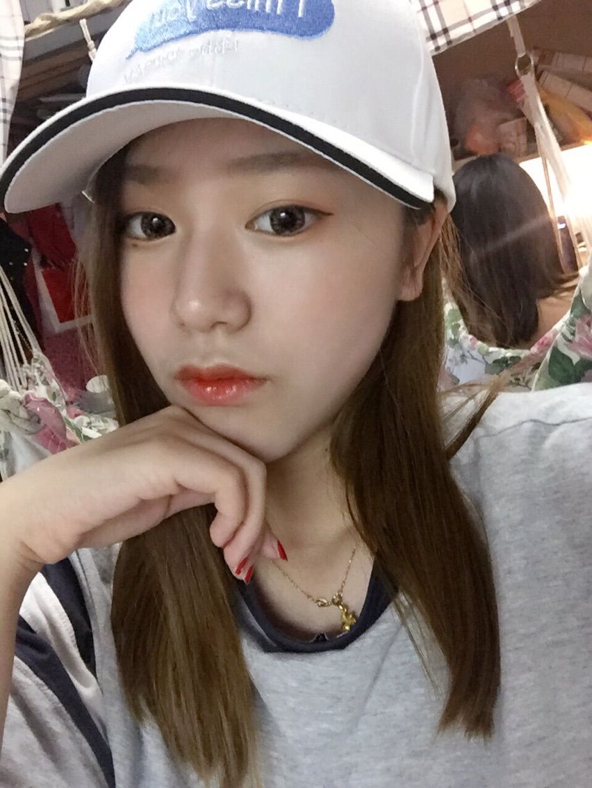 高彤欧尼呐的主播照片