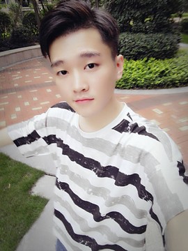 爱唱歌的强强主播照片