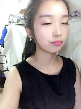 大家叫我小邓丽君主播照片