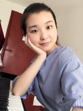 大家叫我小邓丽君主播照片