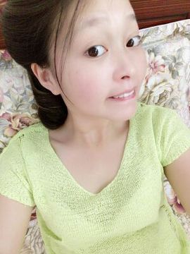 莫小逗主播照片