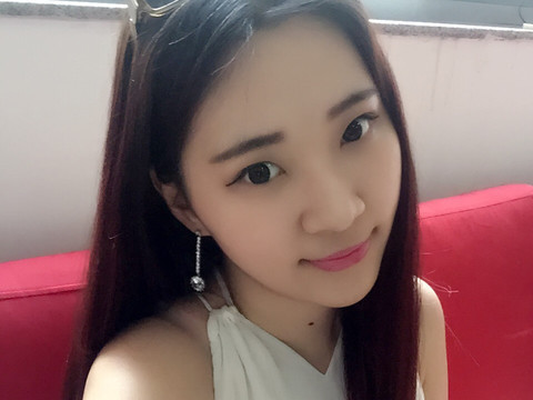 ╰⋛⋋雯❤雯⋌⋚╯海报