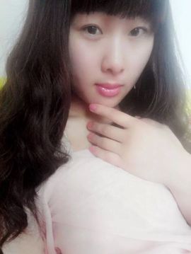 小青橘主播照片