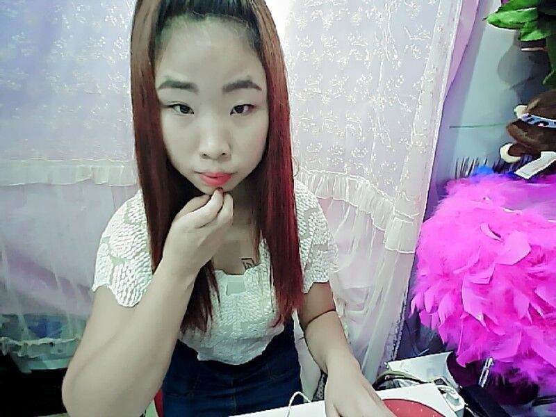 硪嘚丗堺呮差伱的主播海报