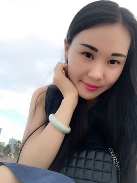 爱❤️艺馨主播照片