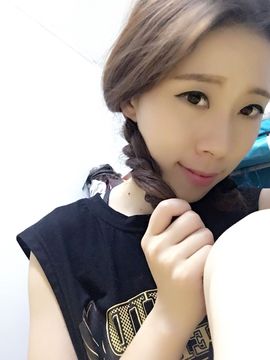 小宅baby主播照片