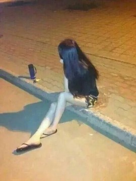 风中的风铃主播照片
