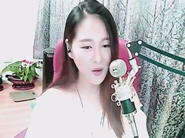 爱笑千千主播照片