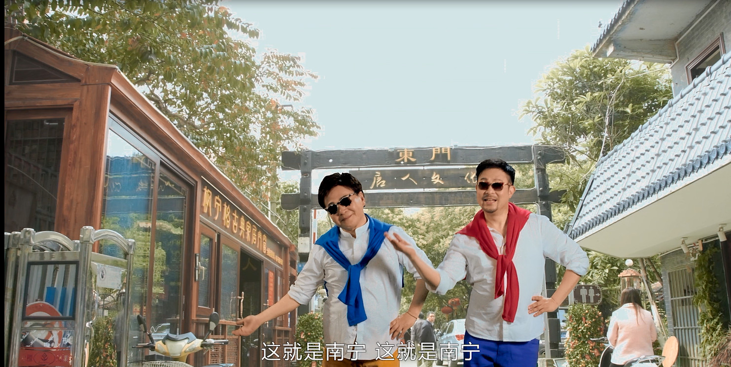 明歌知钦的主播照片