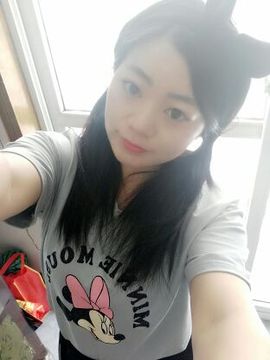 只为你留下，容！主播照片