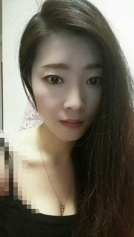 亲切家族主播照片