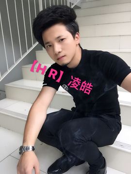【HR】凌皓主播照片