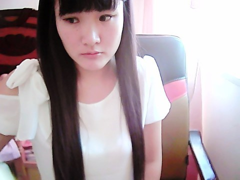 .灬小样儿灬海报