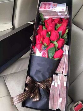 瑞木林莎主播照片