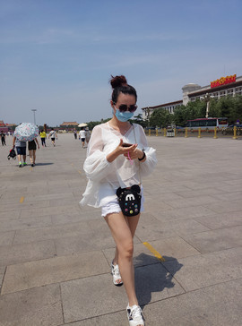 谢小娜、主播照片