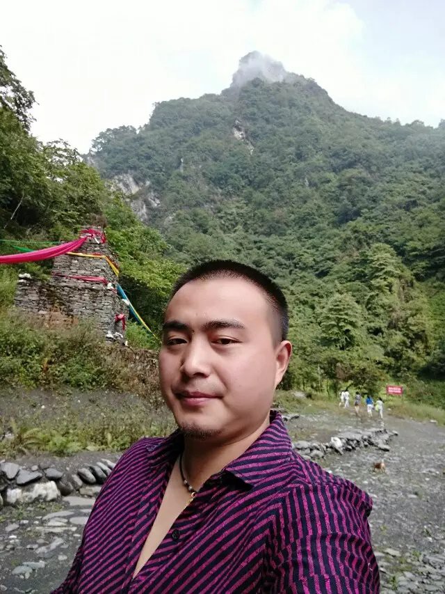 浮生半世弹指间q的主播照片