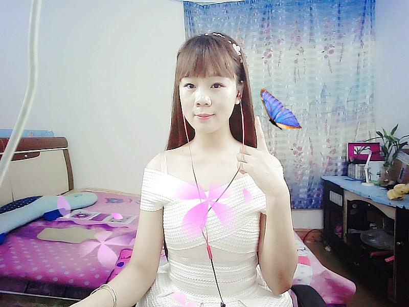 UKi7的主播照片