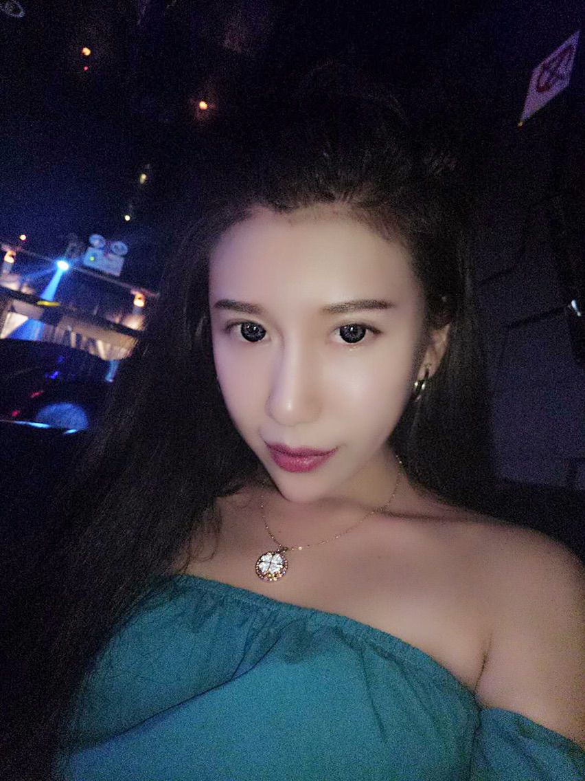 十一女团😘小猫妖的主播照片