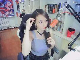 爱笑千千主播照片