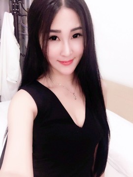 大聆听温主播照片