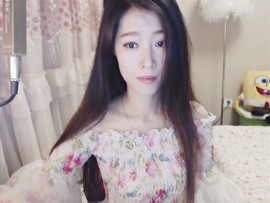 大聆听温主播照片