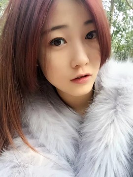 大聆听温主播照片