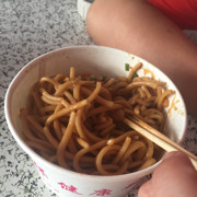 曾记小笼包海报