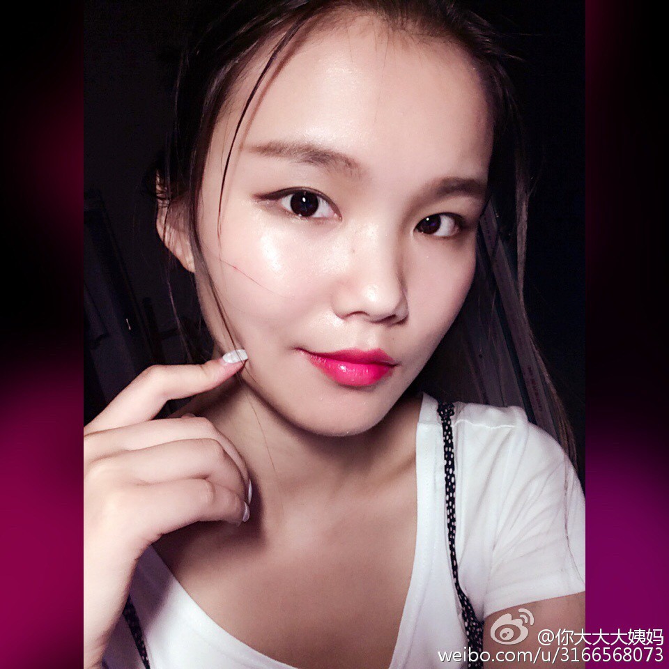 你大大大姨妈的主播照片