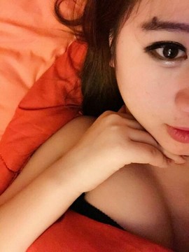 亲切家族主播照片