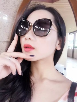 艾艾、思密达主播照片