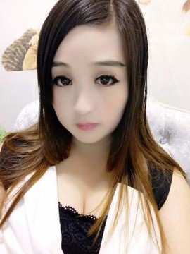 亲切家族主播照片
