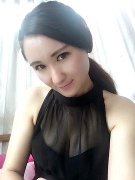，方桂，主播照片