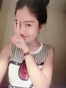 大聆听温主播照片