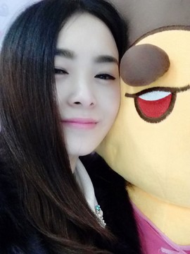 大聆听温主播照片