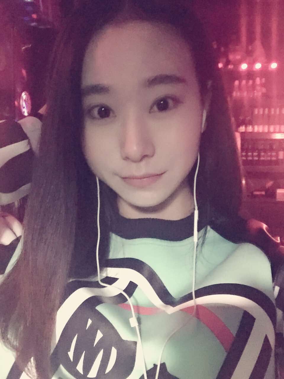 昵稱違規，請重新修改的主播照片