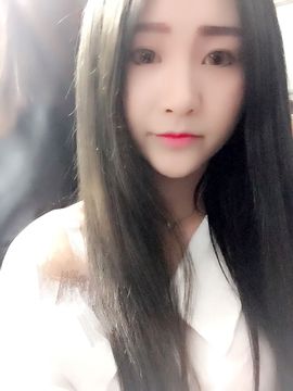 璐宝停播主播照片